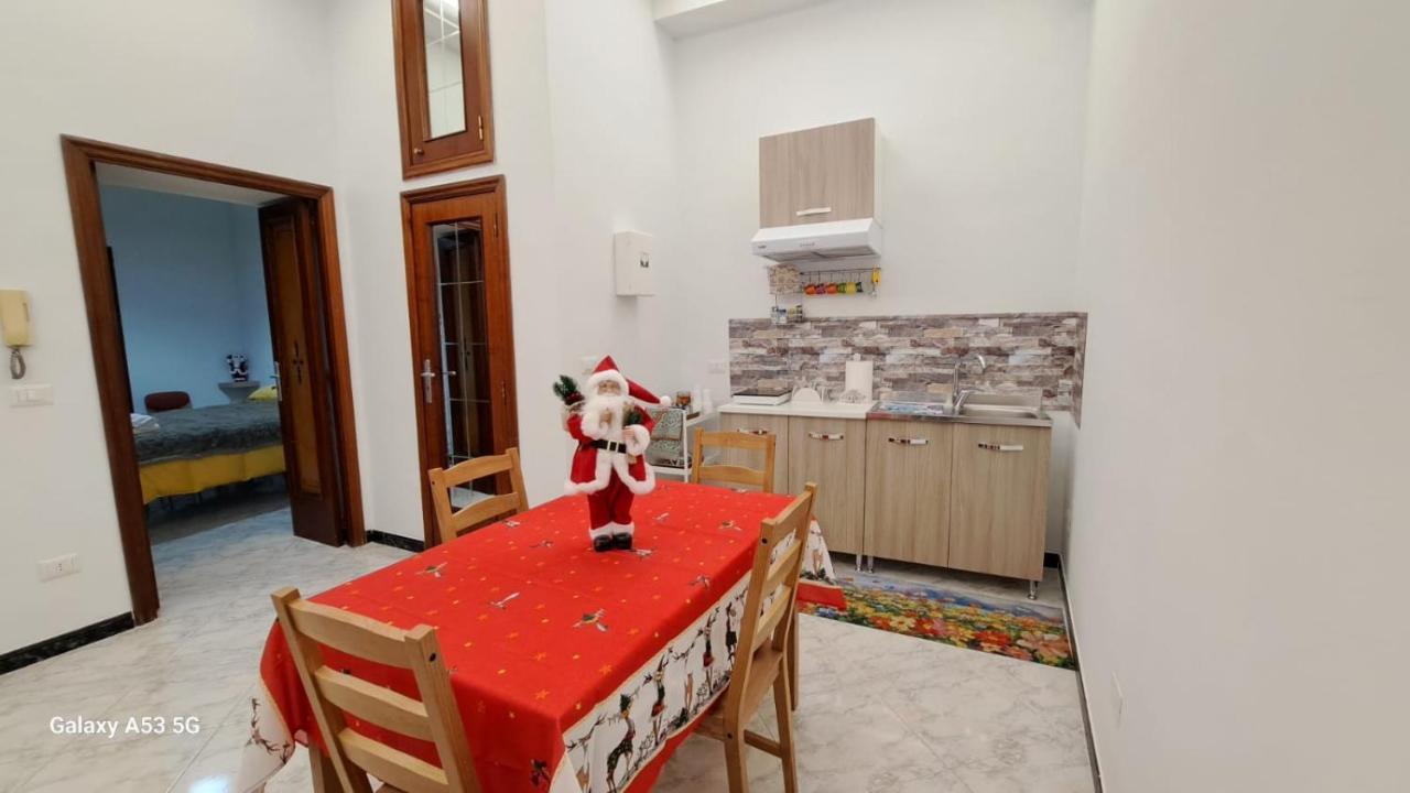 Aurora E Dad Naples Center B&B Экстерьер фото