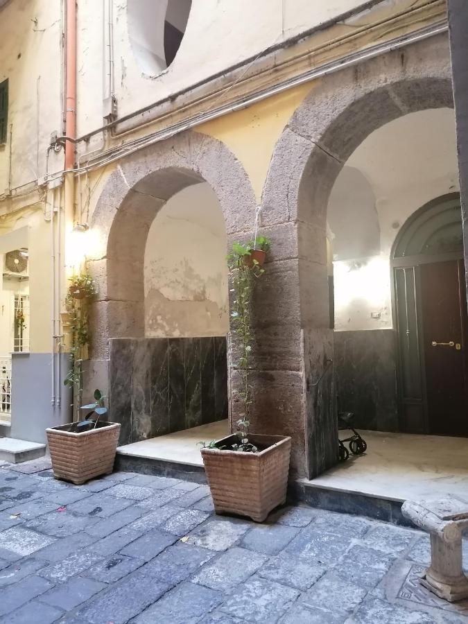 Aurora E Dad Naples Center B&B Экстерьер фото