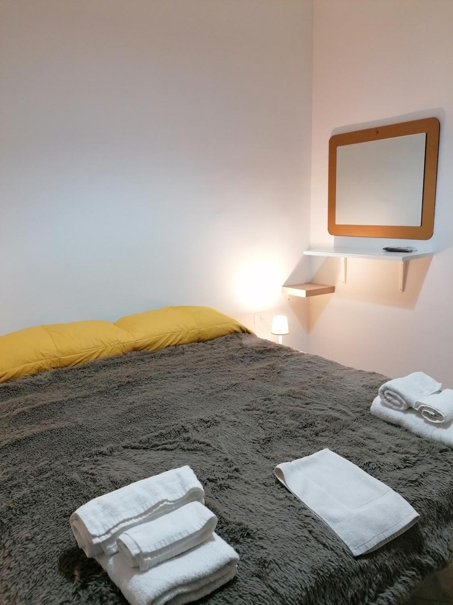 Aurora E Dad Naples Center B&B Экстерьер фото